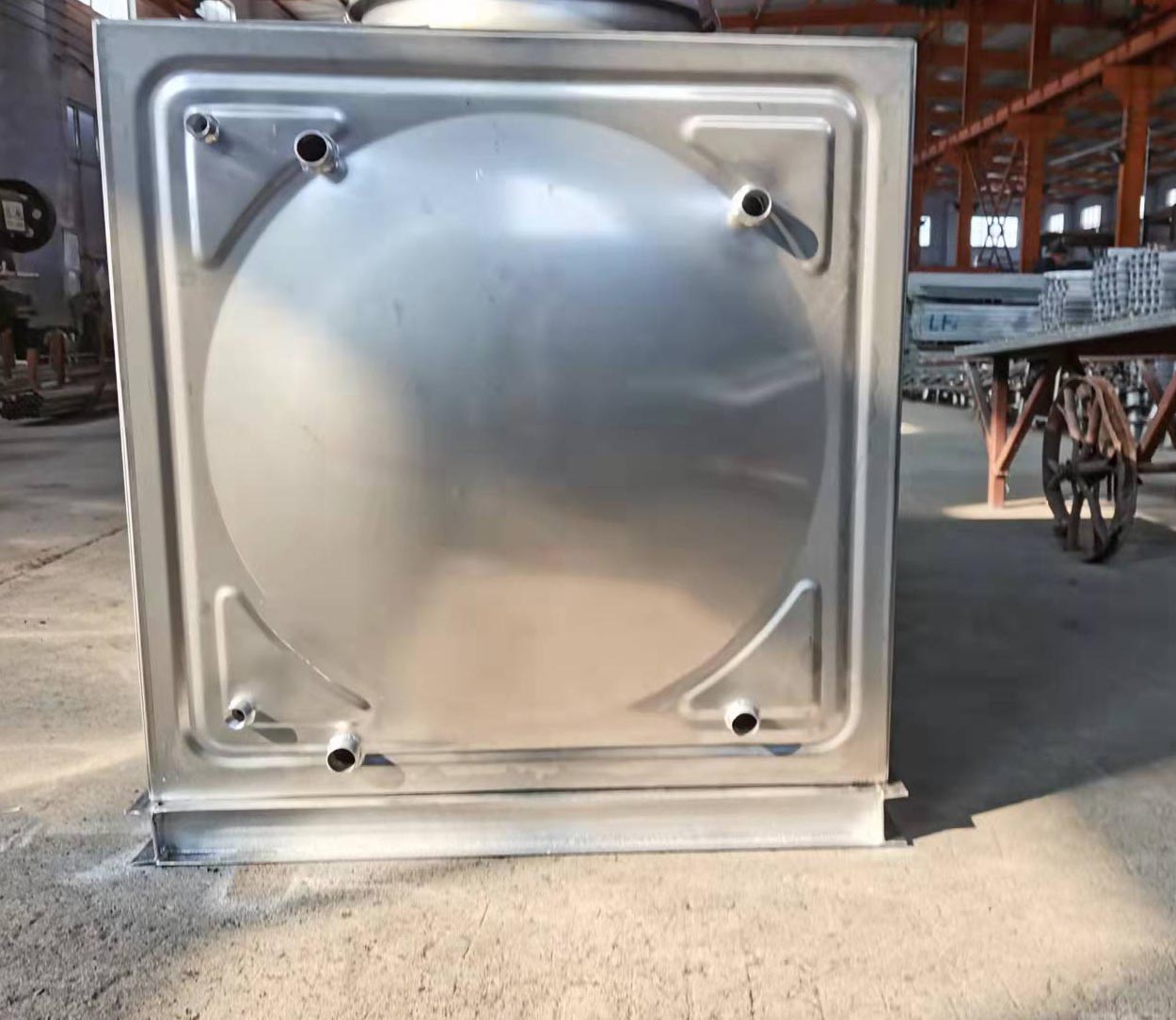 如何安裝不銹鋼水箱？